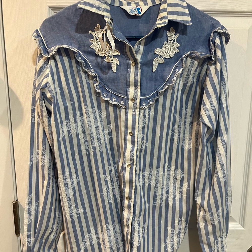 Miss Rodeo America vintage button down shirt